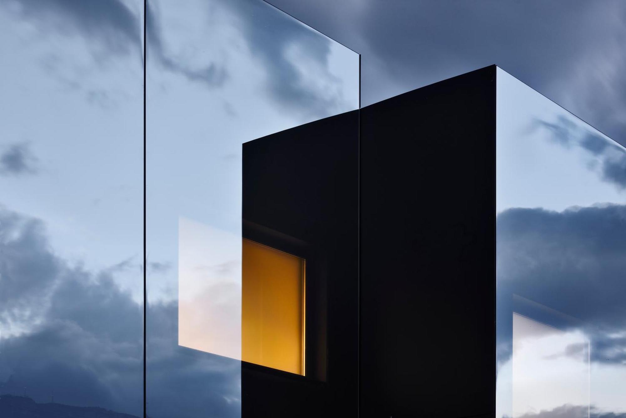 Mirror Houses Bolzano Exterior photo
